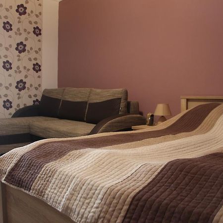 Verona Apartman Szeged Eksteriør billede