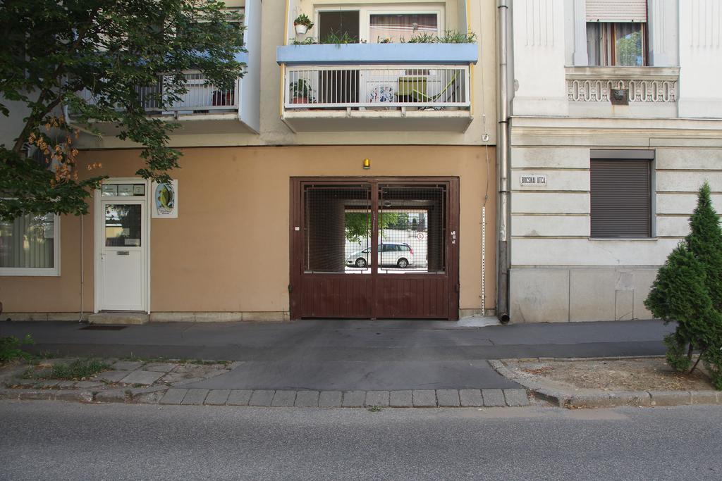 Verona Apartman Szeged Eksteriør billede
