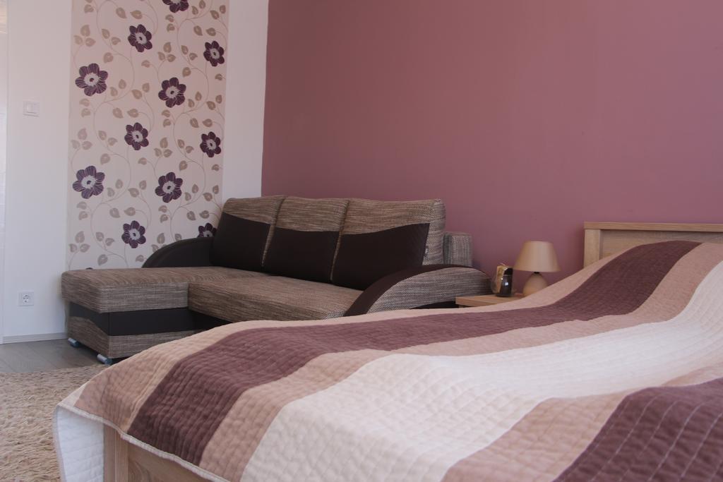 Verona Apartman Szeged Eksteriør billede