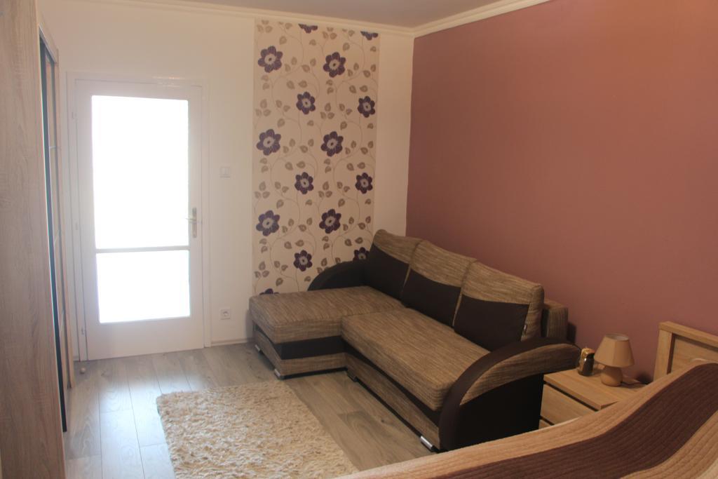 Verona Apartman Szeged Eksteriør billede