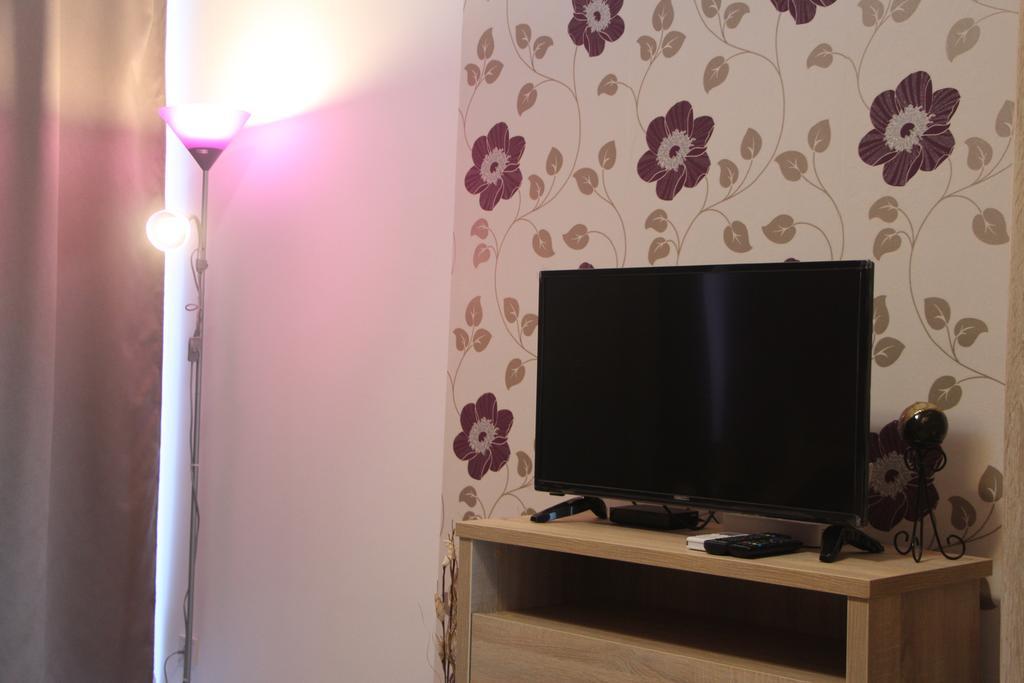 Verona Apartman Szeged Eksteriør billede