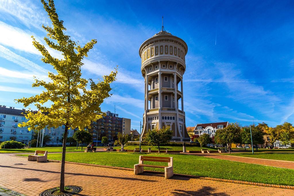Verona Apartman Szeged Eksteriør billede
